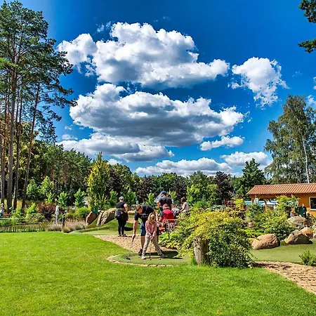 Bungis - 28 Ferienhaeuser Am Grimnitzsee G5